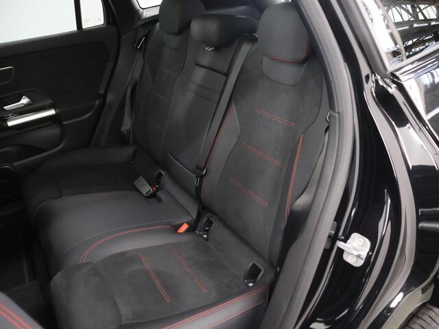 Mercedes-Benz EQA 250+ AMG Line | Premium pakket | Trekhaak | Panorama-schuifdak | 360* camera | Memory pakket