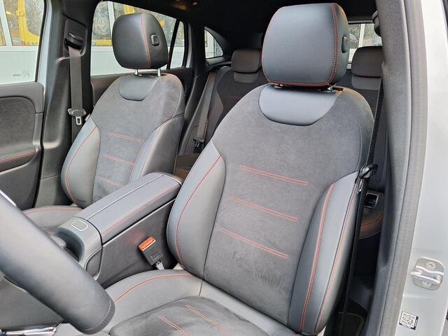 Mercedes-Benz EQA 250+ Business Edition | AMG | Nightpakket | Business Plus | Panoramadak | 360° Camera | Sfeerverlichting | Memorystoelen Verwarmd | Apple & Android Carplay