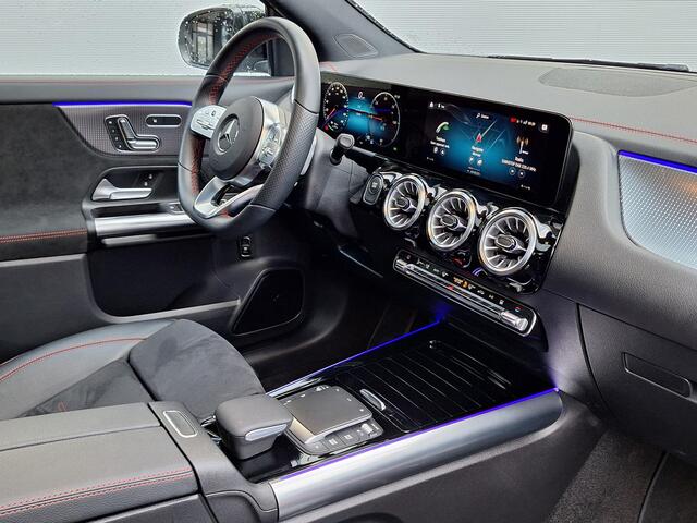 Mercedes-Benz EQA 250+ Business Edition | AMG | Nightpakket | Business Plus | Panoramadak | 360° Camera | Sfeerverlichting | Memorystoelen Verwarmd | Apple & Android Carplay