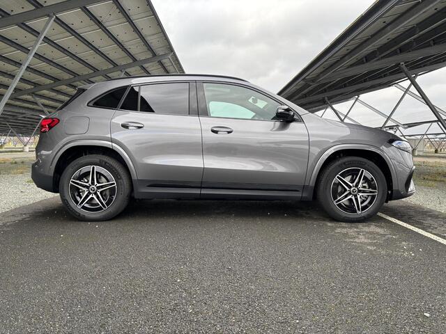 Mercedes-Benz EQA 250+ AMG Line 71 kWh | Head-up display | Panoramaschuifdak | Keyless go | Smartphone-integratie | Burmester | Memory stoelen |