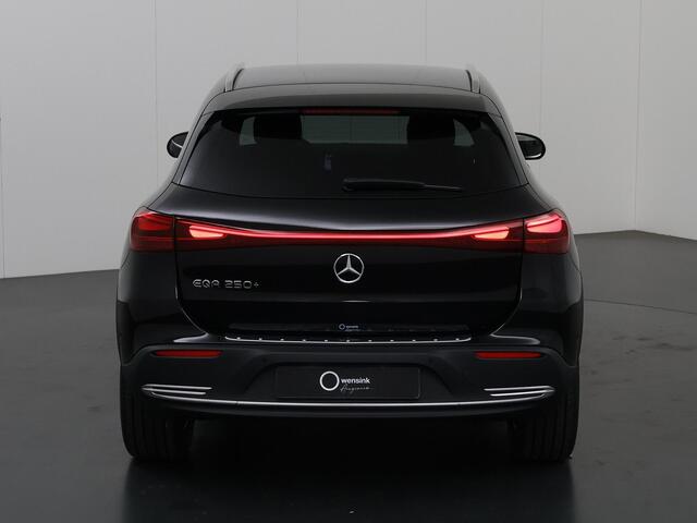 Mercedes-Benz EQA 250+ Essential Line 71 kWh | Dodehoekassistent | Achteruitrijcamera | LED High Performance | Digitaal Display | Stoelverwarming | DAB+ |