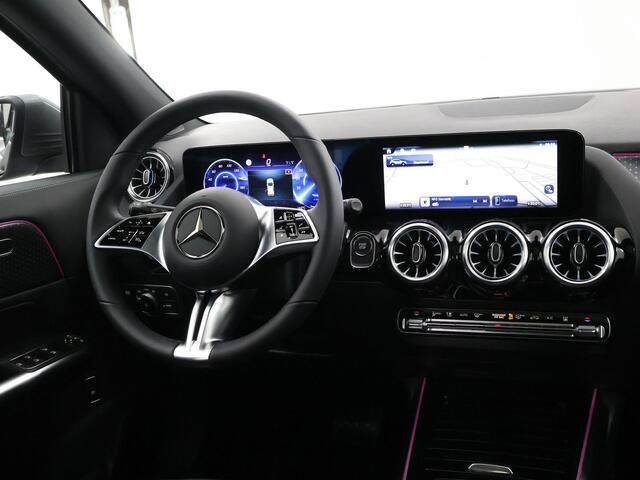 Mercedes-Benz EQA 250+ Luxury Line Trekhaak | Donker getint glas | Panorama dak | Sfeerverlichting