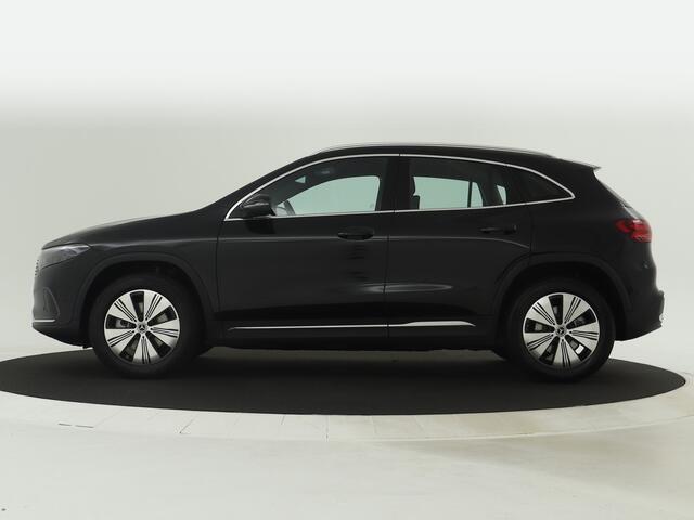 Mercedes-Benz EQA 250+ Essential Plus | Parkeerpakket met achteruitrijcamera | EASY PACK achterklep | | Sfeerverlichting | Stoelverwarming | Spiegelpakket | Extra USB-poorten