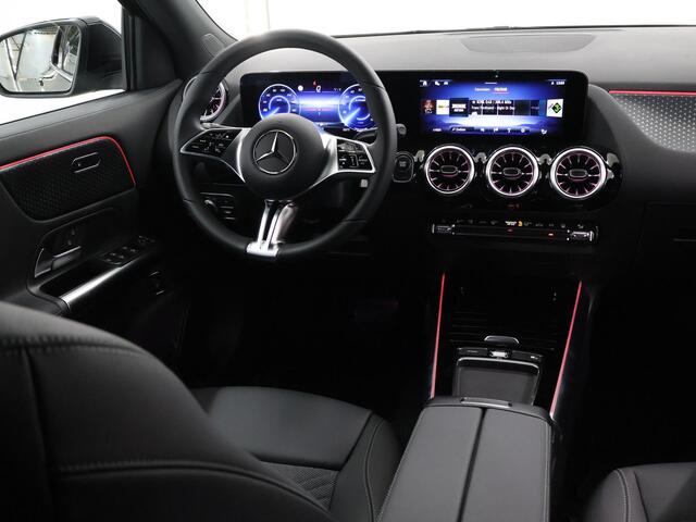 Mercedes-Benz EQA 250+ Business Line 250+ Business Edition 71 kWh Panoramadak | Extra getint glas | Apple Car Play |