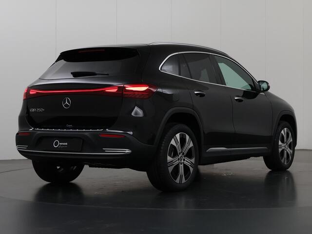 Mercedes-Benz EQA 250+ Luxury Line 250+ Luxury Line 71 kWh Panoramadak | Keyless Go | 19 inch LM Velgen