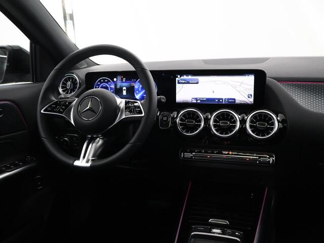 Mercedes-Benz EQA 250+ Luxury Line 250+ Luxury Line 71 kWh Panoramadak | Keyless Go | 19 inch LM Velgen