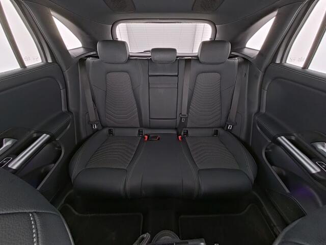 Mercedes-Benz EQA 250 Premium 67 kWh | Premium Pakket | Stoel en Stuurverwarming | Ledkoplampen | Dodehoek Assist| Inclusief 48 maanden MB Certified garantie voor Europa.
