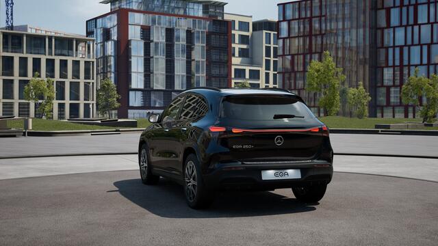 Mercedes-Benz EQA 250+ Business Solution AMG 71 kWh | Nightpakket | Winter pakket | Premium pakket | Parkeerpakket met 360°-camera | GUARD 360° Voertuigbescherming Plus | KEYLESS-GO comfort pakket | Head-up display |