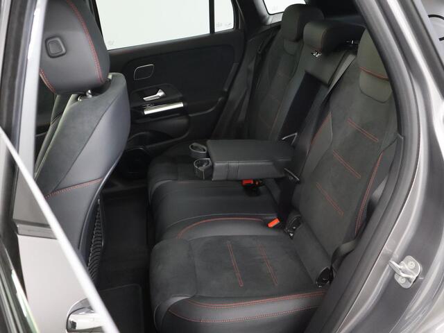 Mercedes-Benz EQA 250+ AMG Line | Premium | Night Pakket | Trekhaak
