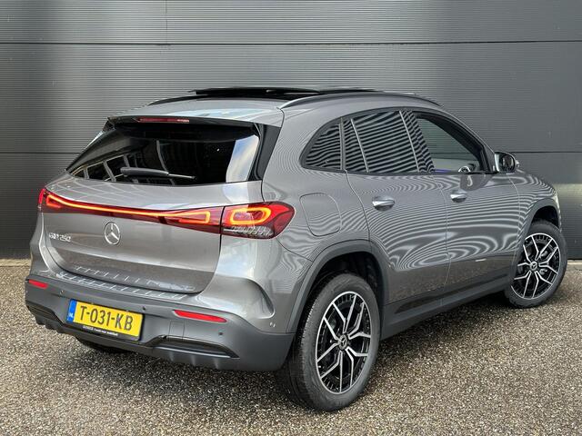 Mercedes-Benz EQA 250 | Panoramadak | Sportedition | Nightpakket | Achteruitrijcamera | Stoelverwarming | Sfeerverlichting | Trekhaak | Apple & Android Carplay | Showmodel SALE