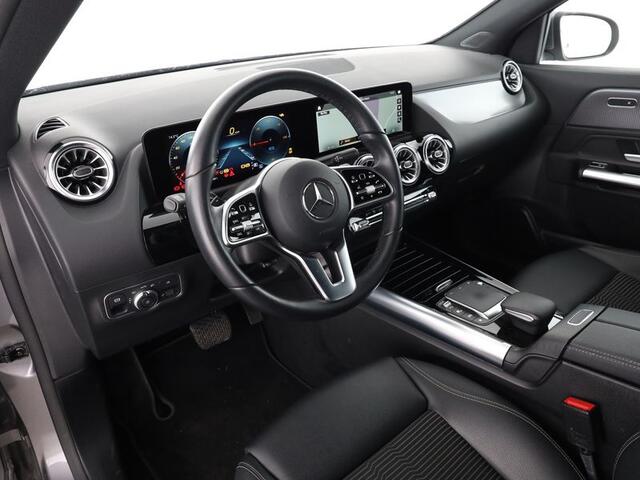 Mercedes-Benz EQA 250 Progressive 67 kWh | Led Koplampen | MBUX augmented reality voor navigatie | Achteruitrijcamera | Apple CarPlay. Inclusief 24 maanden MB Certified garantie voor Europa.