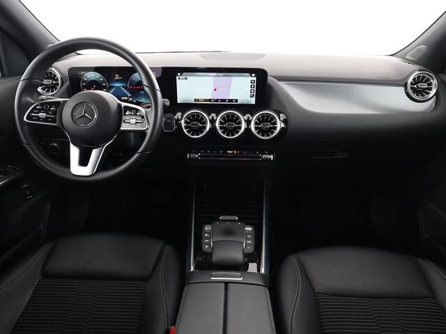 Mercedes-Benz EQA 250 Progressive 67 kWh | Led Koplampen | MBUX augmented reality voor navigatie | Achteruitrijcamera | Apple CarPlay. Inclusief 24 maanden MB Certified garantie voor Europa.