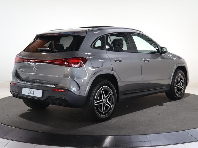 Mercedes-Benz EQA 250+ AMG Line 71 kWh | Panoramadak | Apple Car Play | Night pakket | Premium pakket | Keyless-Go | Camera | DAB+