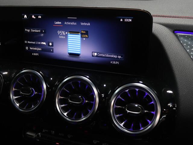 Mercedes-Benz EQA 250+ AMG Line 71 kWh | Panoramadak | Apple Car Play | Night pakket | Premium pakket | Keyless-Go | Camera | DAB+