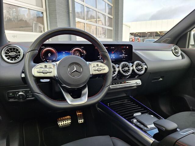 Mercedes-Benz EQA 250+ | Panoramadak | AMG | Achteruitrijcamera | Stoelverwarming | Apple & Android Carplay
