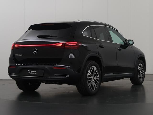 Mercedes-Benz EQA 250+ Business Line | Apple Carplay | Dodehoek assistent | Donkergetint glas achterramen