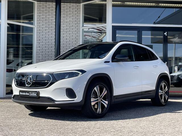 Mercedes-Benz EQA 250 | Panoramadak | Trekhaak | RijAssistent