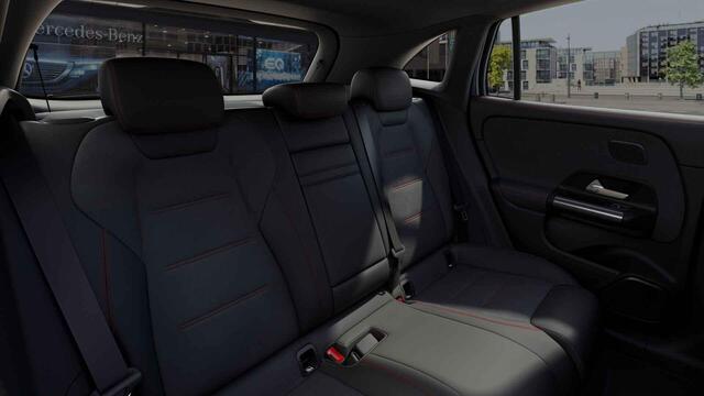 Mercedes-Benz EQA 250+ Business Edition 71 kWh | AMG | Panoramadak | Stoelverwarming | Sfeerverlichting |