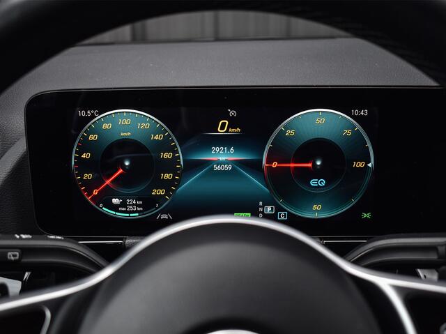 Mercedes-Benz EQA 250 Luxury Line 67 kWh | ELEKTR. TREKHAAK | AMBIANCE SFEER VERLICHTING | ACHTERUITRIJ CAMERA | STOELVERWARMING | ELEKTR. ACHTERKLEP