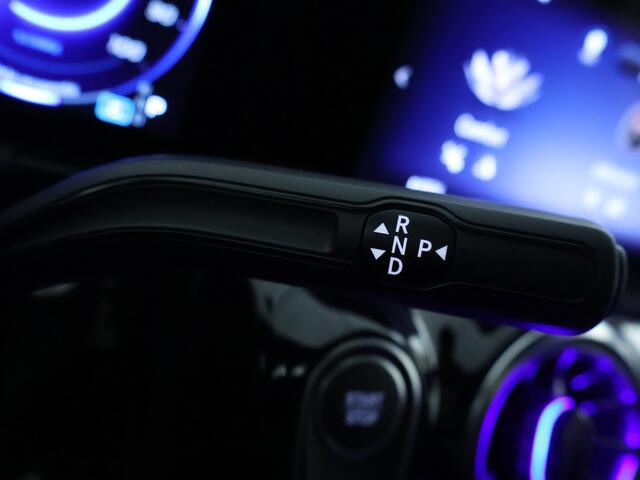 Mercedes-Benz EQA 250+ Business Solution AMG 71 kWh | Premium pakket | Parkeerpakket met 360°-camera | KEYLESS-GO comfort pakket | EASY PACK achterklep | Dodehoekassistent | Spiegelpakket | Burmester Surround Sound systeem |