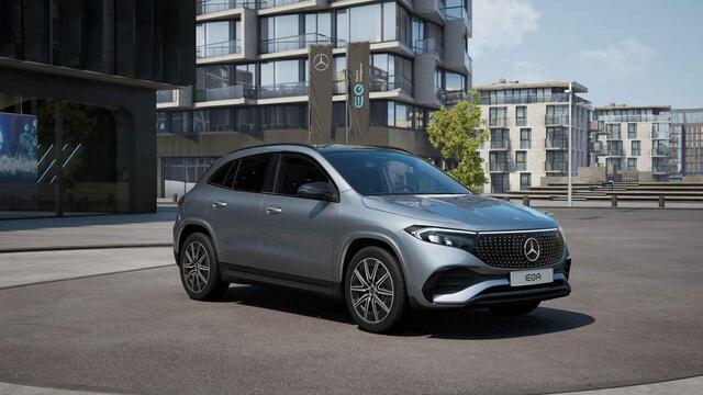 Mercedes-Benz EQA 250+ Business Solution AMG 71 kWh | Night | Panoramadak | Burmester | Memory stoelen | Sfeerverlichting | 360 camera |