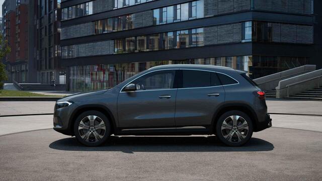 Mercedes-Benz EQA 250+ Luxury Line 71 kWh | panoramadak | Trekhaak | Apple Carplay/Android Auto | stuurwiel verwarmd