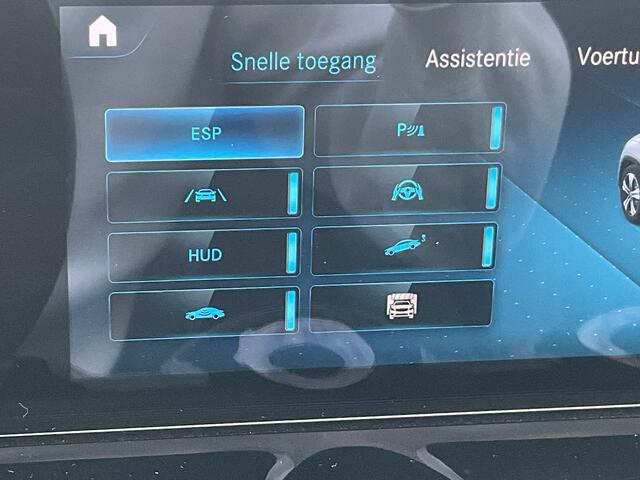 Mercedes-Benz EQA 250 Business Solution AMG 67 kWh Pano Hud Adap.Cruise Burmester 360Cam VOL!