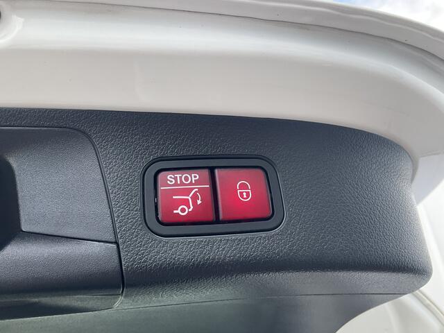 Mercedes-Benz EQA 250 Business Solution AMG 67 kWh Pano Hud Adap.Cruise Burmester 360Cam VOL!