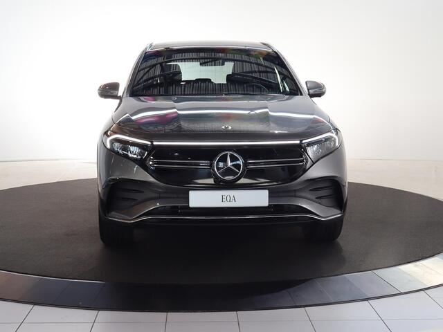 Mercedes-Benz EQA 250+ AMG Line 71 kWh | Panoramaschuifdak | Sfeerverlichting | Keyless go | 360 camera | EASYPACK-achterklep | Stoelverwarming |