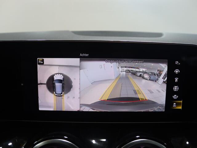 Mercedes-Benz EQA 250+ AMG Line 71 kWh | Panoramaschuifdak | Sfeerverlichting | Keyless go | 360 camera | EASYPACK-achterklep | Stoelverwarming |
