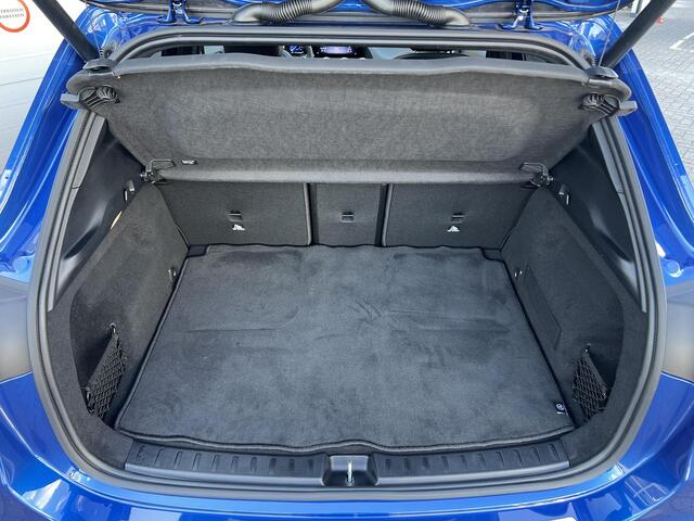 Mercedes-Benz EQA 250+ AMG LIMITED | Zwart Leder | Premium Pakket | Night Pakket | Winter Pakket | Rijassistentiepakket | Panoramadak | Elektrisch Verstelbare Stoelen + Memory | Burmester Surround Sound | 360° Camera | Head-up Display | Sierdelen Lindenhout Zwart