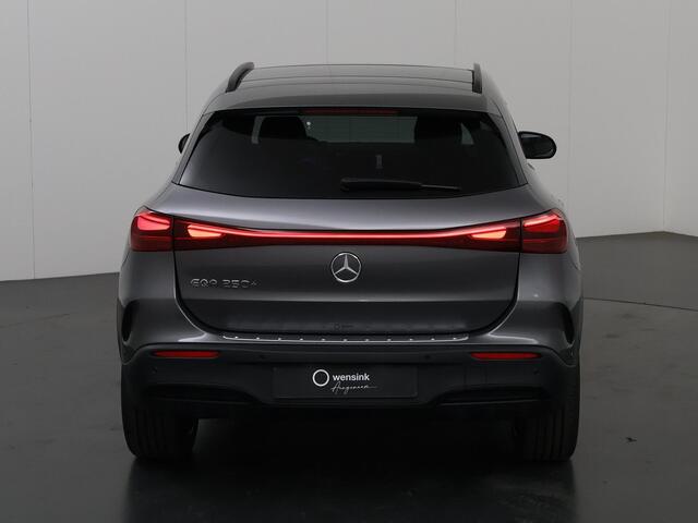Mercedes-Benz EQA 250+ Business Solution AMG 71 kWh Night pakket | 20" Velgen | trekhaak