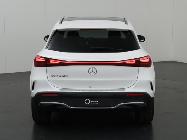 Mercedes-Benz EQA 250+ Business Solution AMG 71 kWh Mercedes-Benz EQA 250+ Business Solution AMG