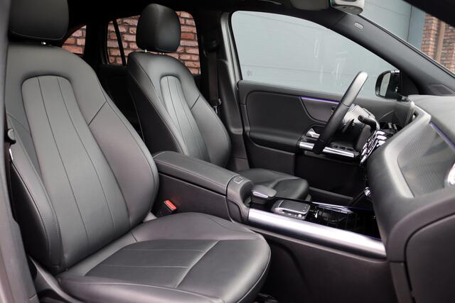 Mercedes-Benz EQA 250 Business Line 67 kWh | Panoramadak | Trekhaak | Camera | Sfeerverlichting | High Perf. LED | Nightpakket | Leder | Dodehoekassistent | Apple Carplay |