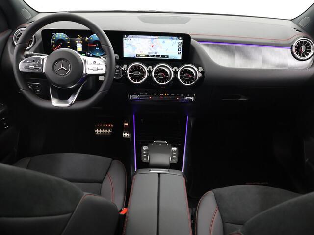 Mercedes-Benz EQA 250 Sport Edition | AMG | Premium Pakket | 19" AMG-velgen | Privacy Glass | Stoelverwarming | Achteruitrijcamera | Sfeerverlichting |