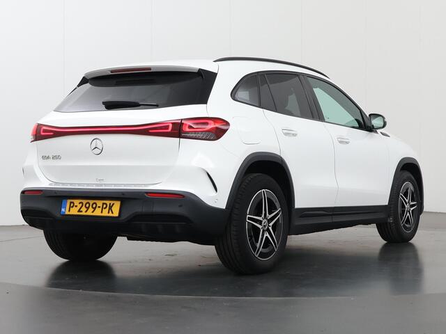 Mercedes-Benz EQA 250 Business Solution AMG 67 kWh | Keyless | Achteruitrijcamera | Stoelverwarming |