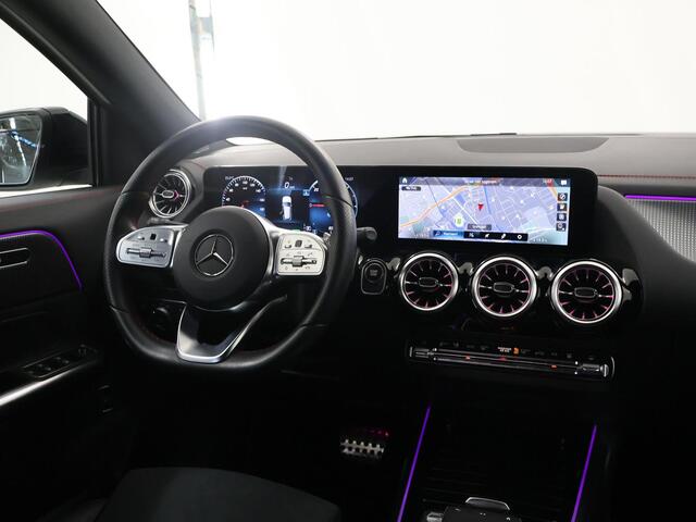 Mercedes-Benz EQA 250 Business Solution AMG 67 kWh | Keyless | Achteruitrijcamera | Stoelverwarming |