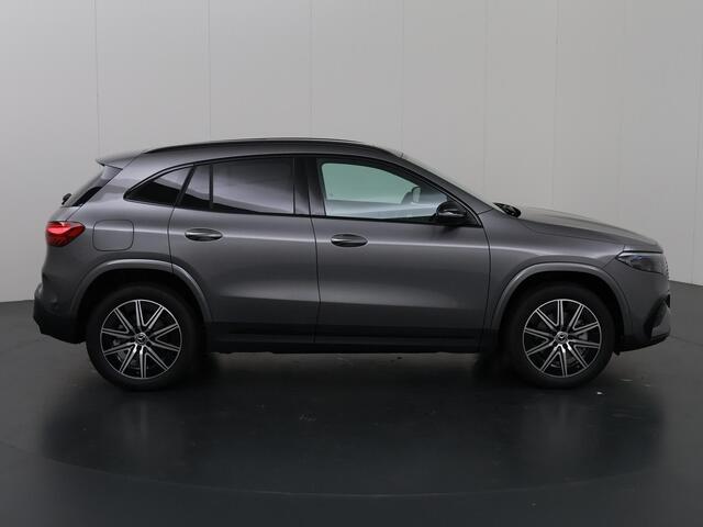 Mercedes-Benz EQA 250+ AMG NIGHT Premium Plus 71 kWh | Panoramadak | Keyless Entry | Burmester | 360 camera | Head Up Display | Apple Carplay |