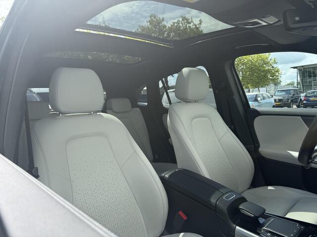Mercedes-Benz EQA 250 Edition 1 AMG | Panoramadak | Wit leder |