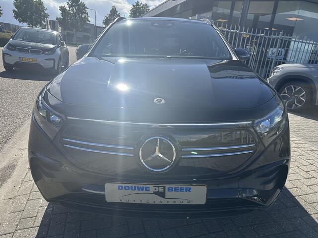Mercedes-Benz EQA 250 AMG Line 67 kWh Pano-Dak | Trekhaak | Burmester | 360-Camera | Keyless