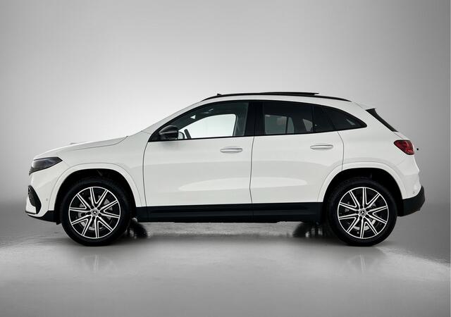 Mercedes-Benz EQA 250+ Business Solution AMG 71 kWh Nightpakket | Premium pakket | Smartphone integratie | Panoramaschuifdak | Head-up display | Burmester® 3D surround sound systeem | Parkeerpakket met 360°-camera |