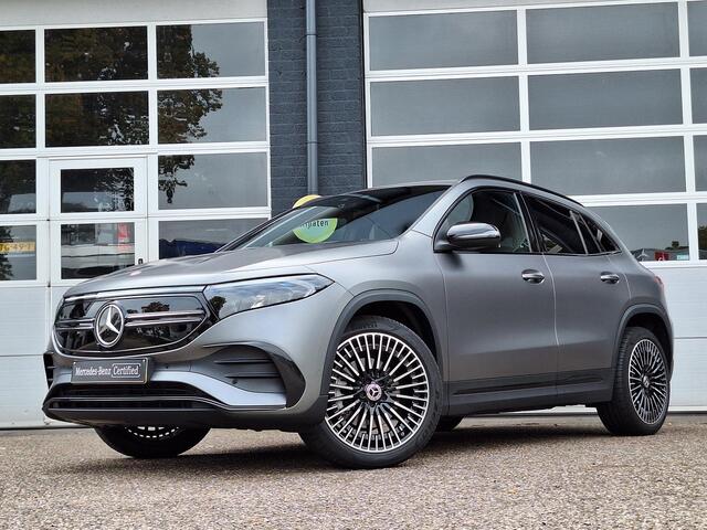 Mercedes-Benz EQA 250 AMG Line 67 kWh | Trekhaak | Night pakket | Achteruitrijcamera | Head-up Display | Dodehoekassistentie | Keyless-GO | Elektrische achterklep
