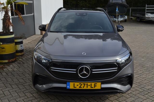 Mercedes-Benz EQA 250 Bns Sol. AMG