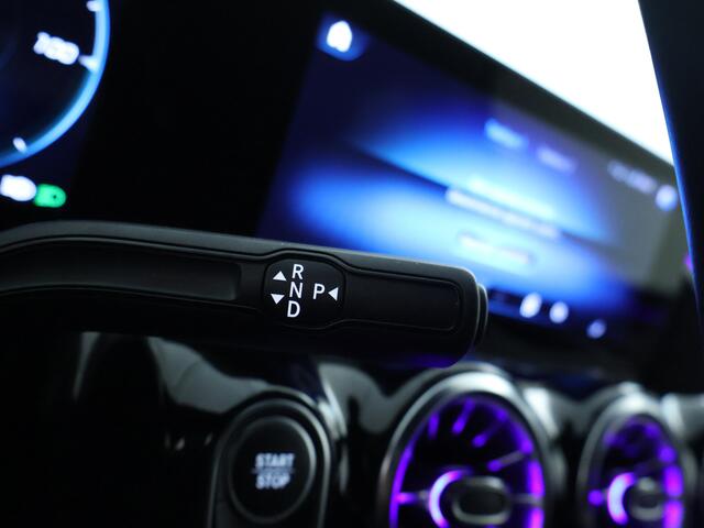 Mercedes-Benz EQA 250 Business Solution Luxury 67 kWh Dode hoek assistent | Sfeerverlichting | Achteruitrijcamera Inclusief 48 maanden MB Certified garantie voor Europa.