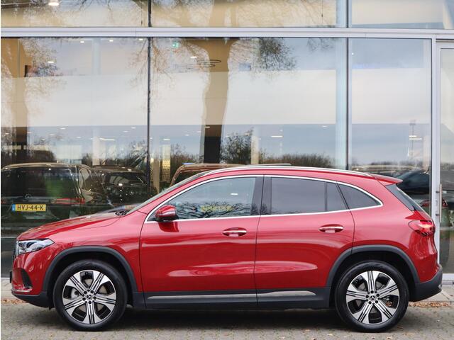 Mercedes-Benz EQA 250+ Luxury Line 71 kWh