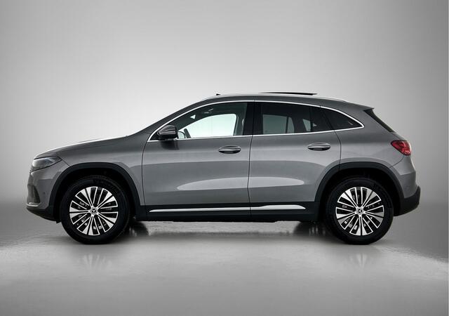 Mercedes-Benz EQA 250+ Business Solution Luxury 71 kWh | Winter pakket | Sierdelen lindenhout zwart | Donkergetint glas achter | Easypack achterklep | Panoramaschuifdak | Smartphone integratie | Stoelverwarming voor |