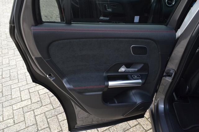 Mercedes-Benz EQA 250 Bns Sol. AMG