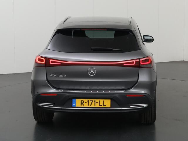 Mercedes-Benz EQA 250 Business Line 67 kWh | Trekhaak | Stoelverwarming | Sfeerverlichting | Achteruitrijcamera |