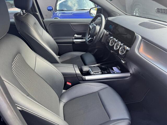 Mercedes-Benz EQA 250 Sport 67 kWh Advanced Pakket, Premium pakket, rij-assistentie pakket Wordt verwacht begin maart