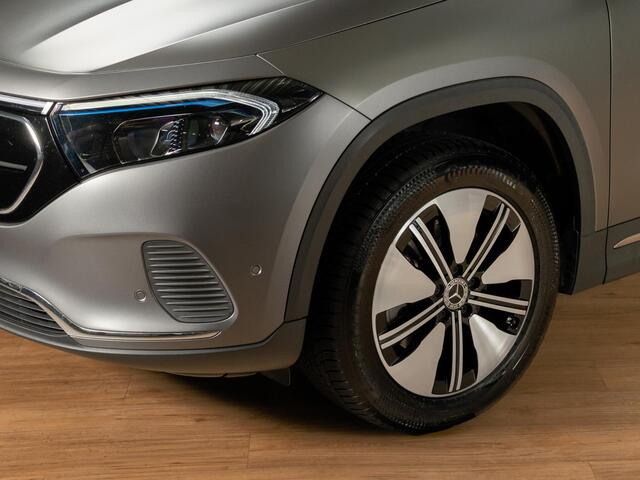 Mercedes-Benz EQA 250 Business Solution Luxury 67 kWh Premium | Panorama dak | Trekhaak